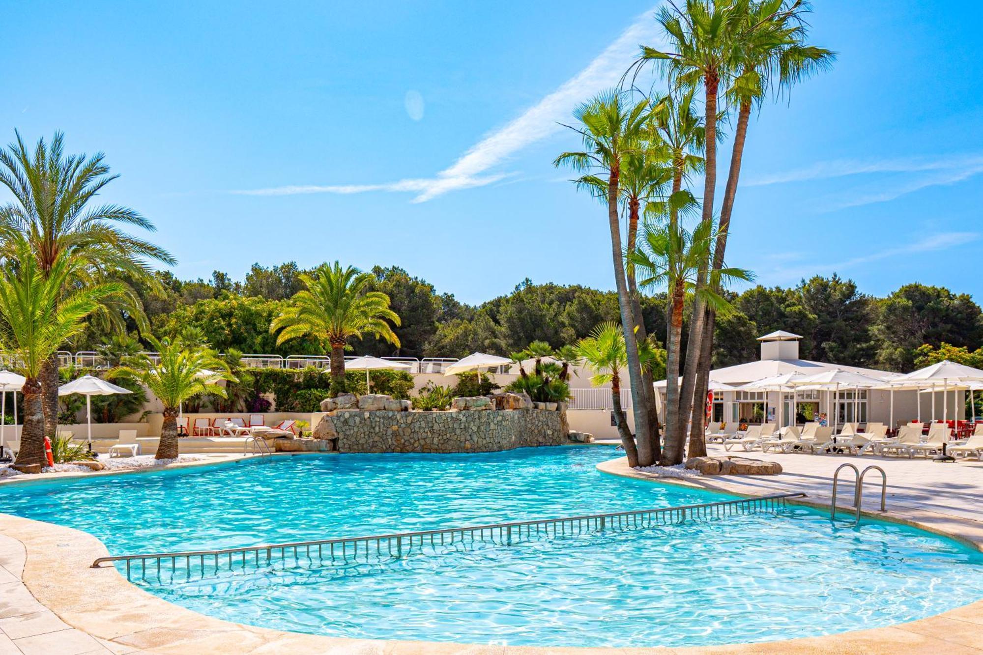 Hotel Rosella Affiliated By Intelier Sa Coma  Eksteriør billede