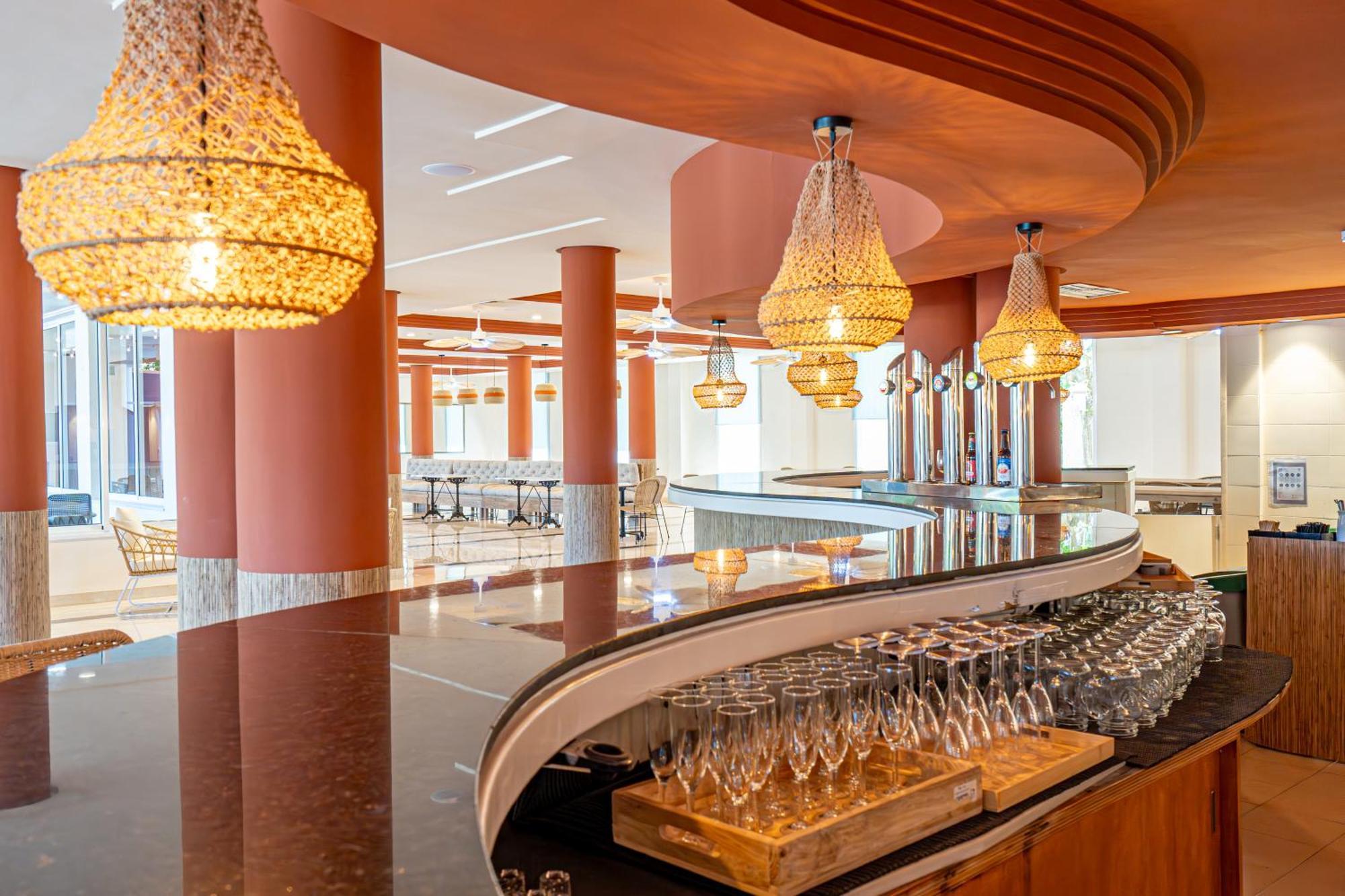Hotel Rosella Affiliated By Intelier Sa Coma  Eksteriør billede