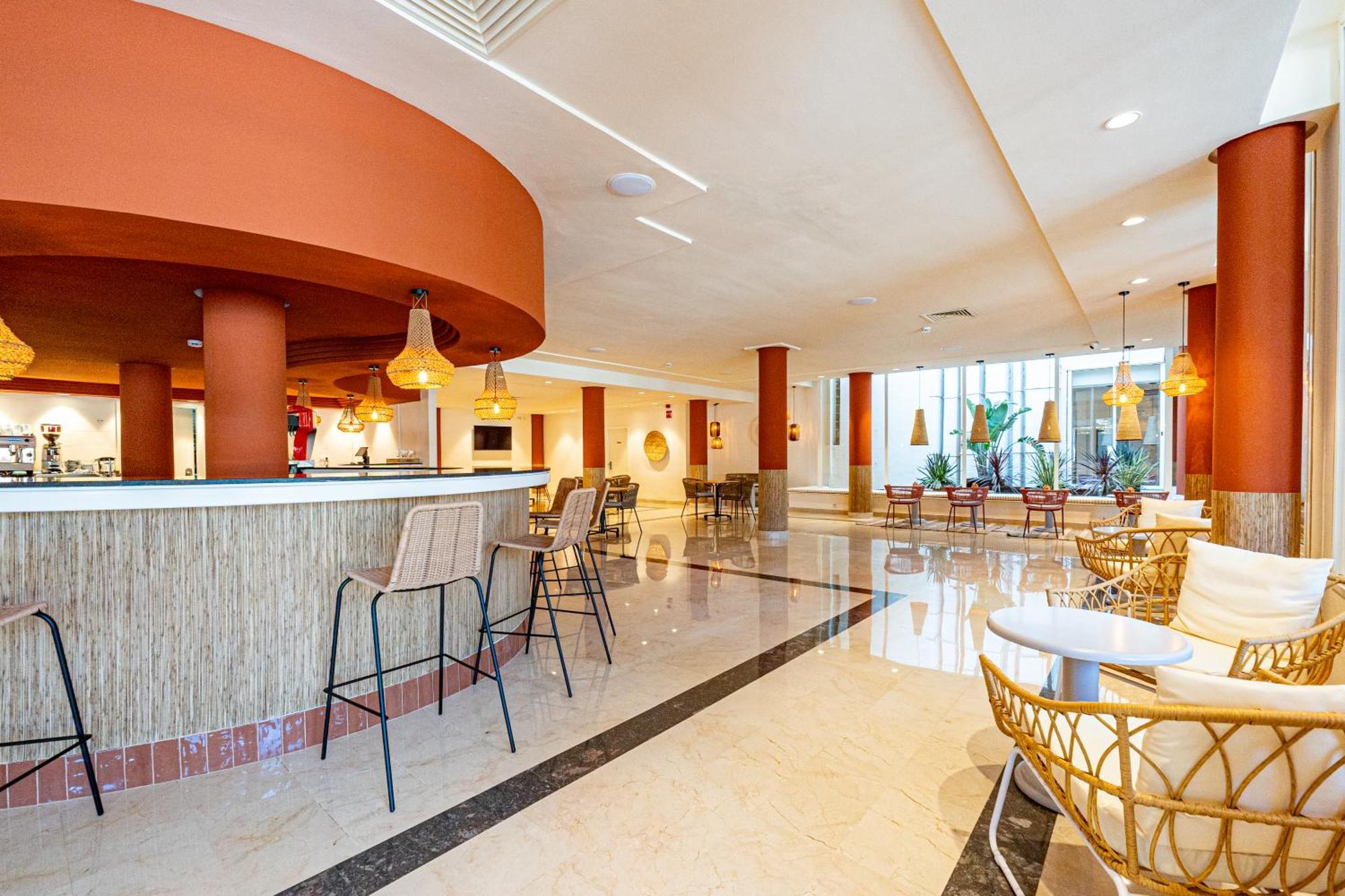 Hotel Rosella Affiliated By Intelier Sa Coma  Eksteriør billede